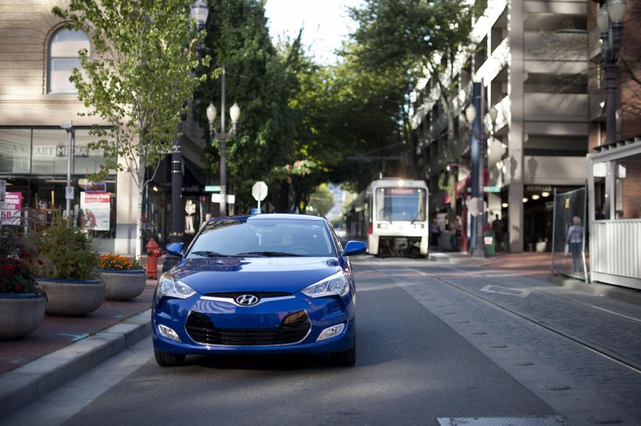  Hyundai Veloster 2011 года  (фото 175 из 184)